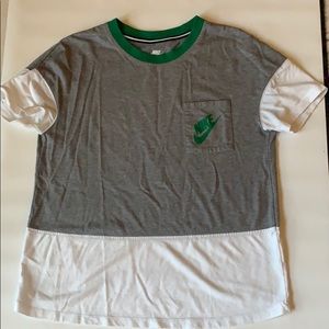 Nike tee